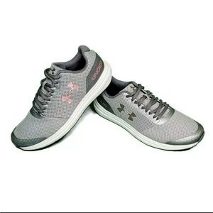 UNDER armour surge RN (Youth size 5.5Y) shoe